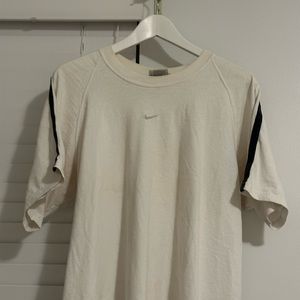 RARE NIKE T SHIRT